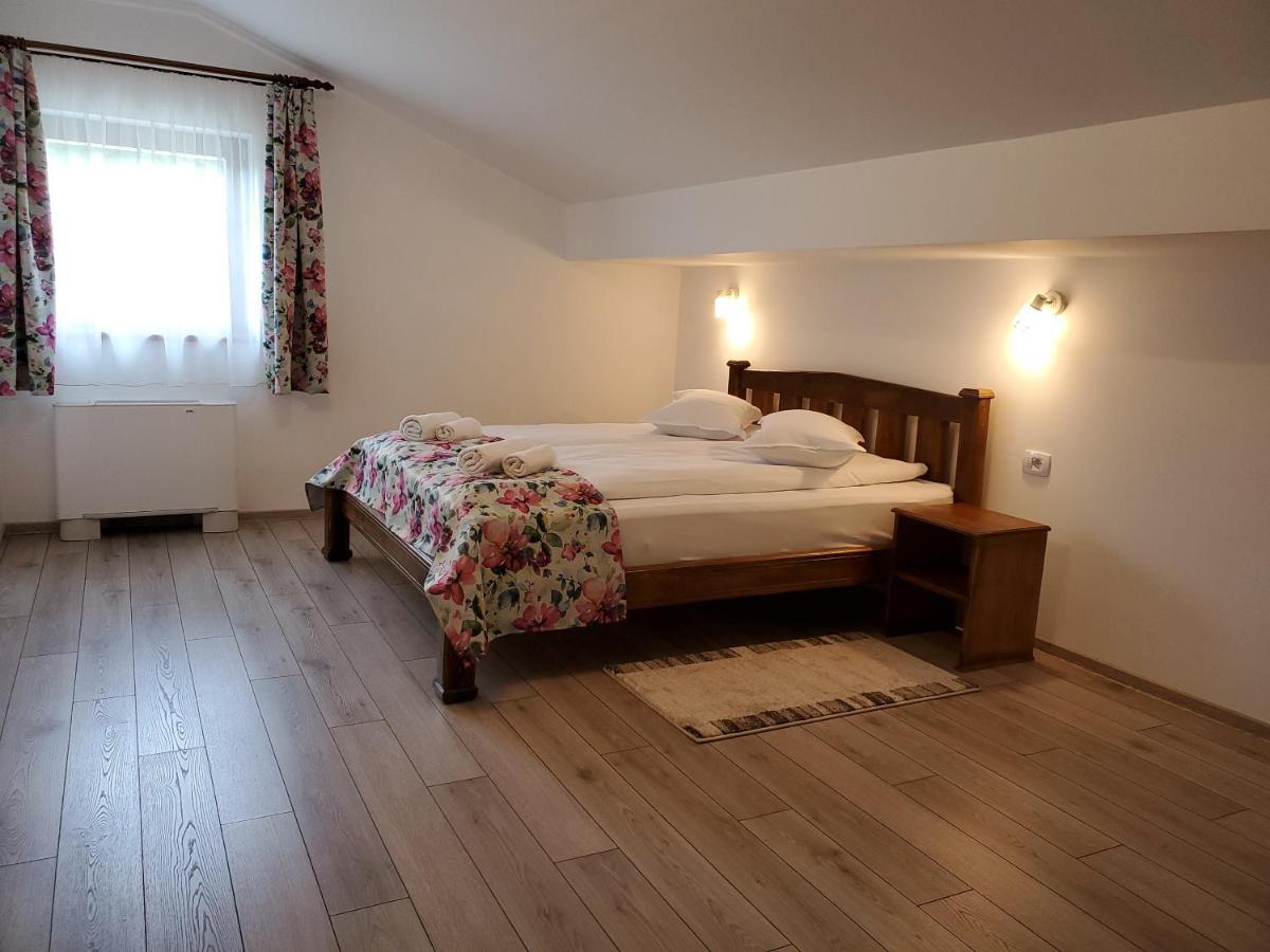 Pensiunea Casa Brancovenilor Sîmbăta de Sus Extérieur photo