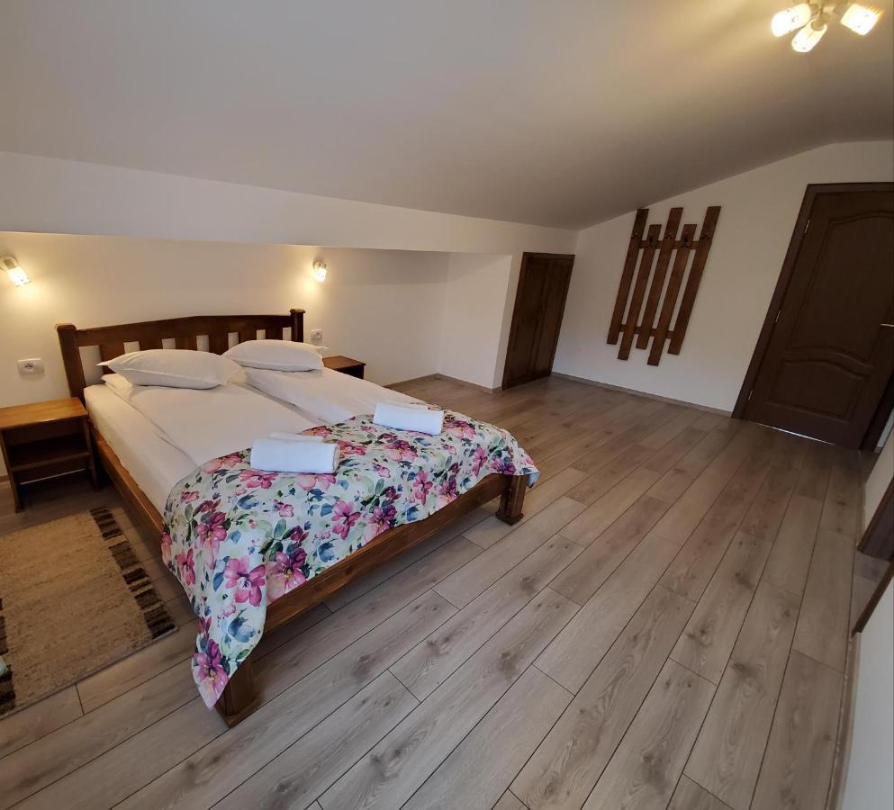 Pensiunea Casa Brancovenilor Sîmbăta de Sus Extérieur photo